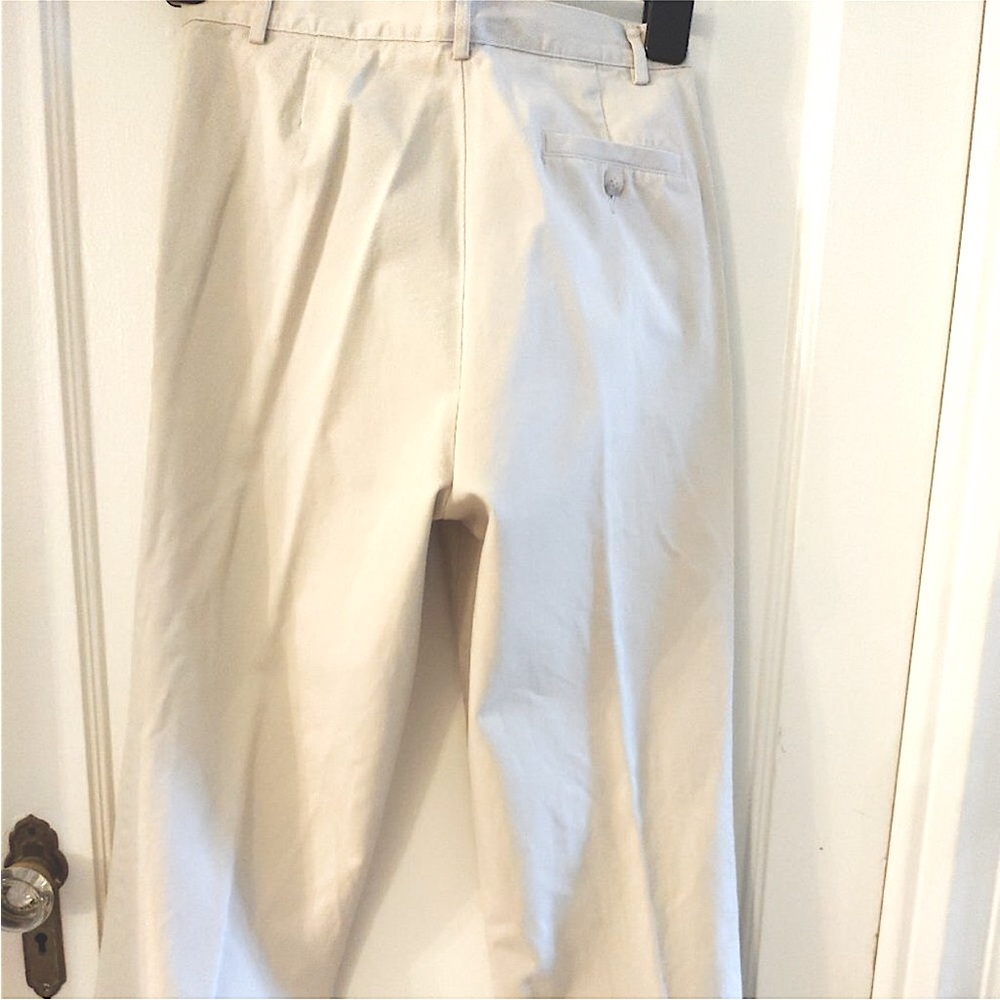 Brooks Brothers Pleated Chinos Trousers - Picture 3 of 10